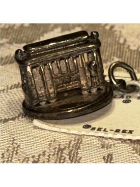 Vintage Wells Karatclad Sterling San Francisco Cable Car Mechanical Charm